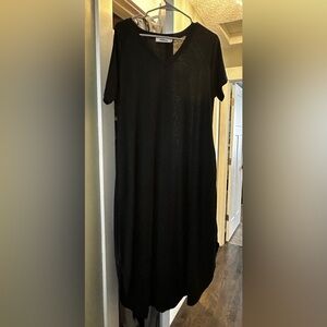 Casual Black V-Neck Dress with Pockets